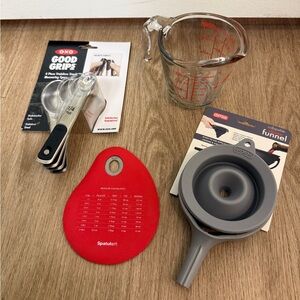 Brand New Measuring & Baking Bundle